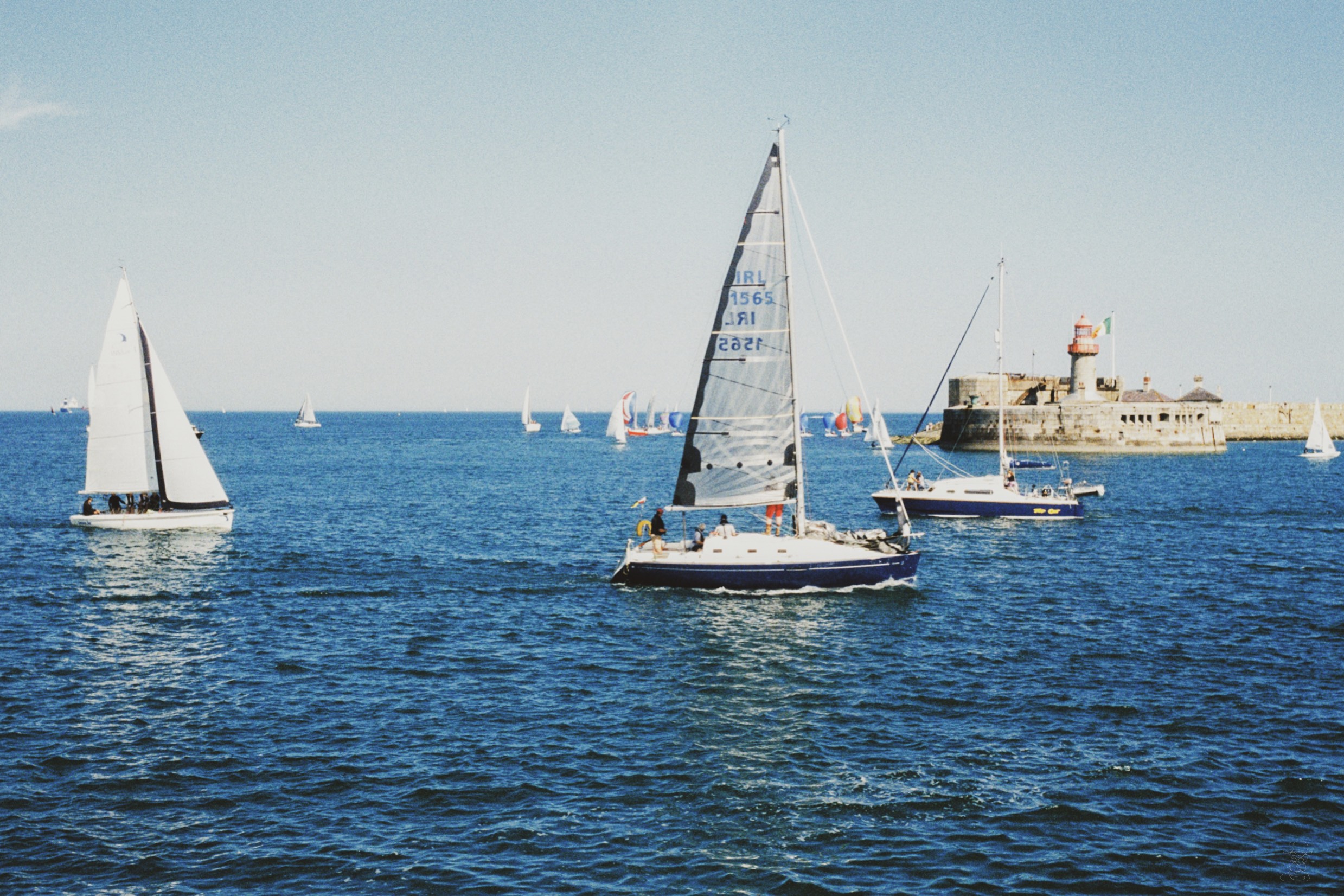 9c97a3572r57422fdf9a4335527d1424